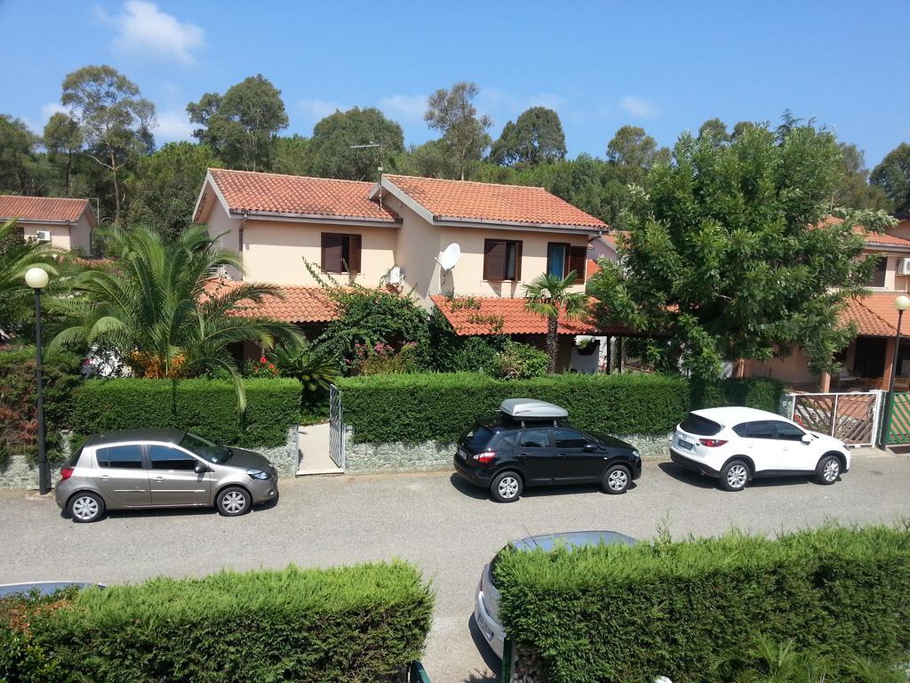 Le Ville Di Porto Ada Pizzo  Exterior photo